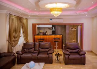 Oceans Lodge - 1