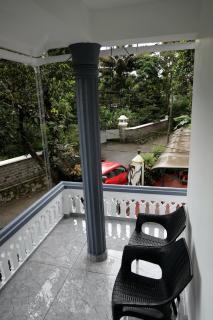 Chooravelil Villa, Adimali - Family Stay Near Munnar - 1