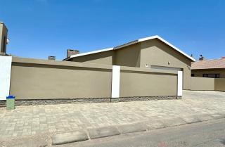 Coastal Escape Dream House - 9