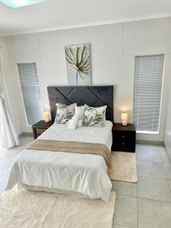 Coastal Escape Dream House - 7