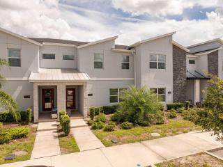 Stunning 4Bd Close to Disney at Storey Lake Resort 2569 - 6