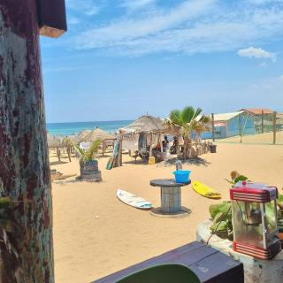 2 bedroom apartment, cozy living room 2 steps from the beach - 3