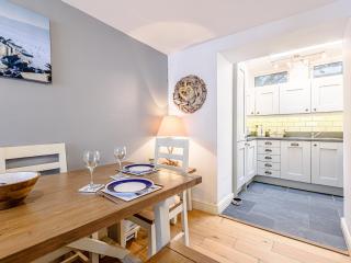 Sunny Shores - Uk32245 - 2