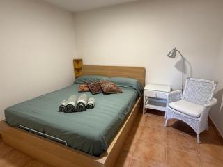 A 5 minutos de Ifema y 10 del aeropuerto, habitación y baño privado con entrada independiente - 8