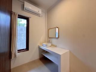 Modern Studio with Pool Between Canggu and Ubud - 1