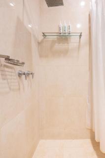 Simple City Stay - Melbourne CBD Apartment - 4