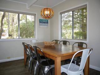 Greville Getaway - Absolute Waterfront - 1