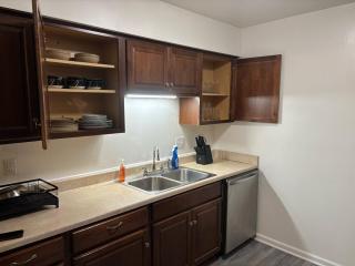 King size en-suite Hampton cozy house - 9