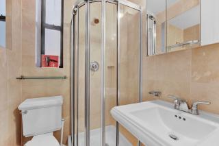 Elegant 3BR-2BA in Gramercy -Modern & Central - 4