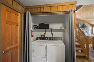 Corner 3BD with Loft! Walk to Canyon and The Village! - 9