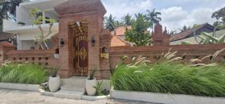 Peaceful 2BR House with Rice Field View Near Beach & Local Spots - 5