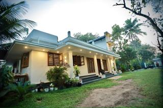 Estella Marari Beach Villa - 7