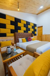 Apple Flower Himalayan Heights - Luxury Stay with Mountain Views, Parking & Garden - 0