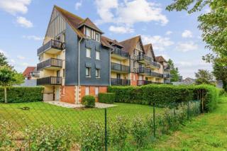 Comfortable stay with sea view in Cabourg - 1