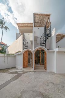 Villa Lumina & Solera - 4 Bedrooms with Pool in Canggu - 0