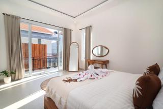 NEW 2 BR Villa in Berawa with Pool 2 min from Beach - 0