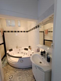 Romantic Studio Center - 3