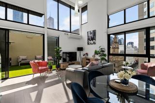 Private Apartment Rare Loft Style Penthouse Bourke St Mall with Parking - 0