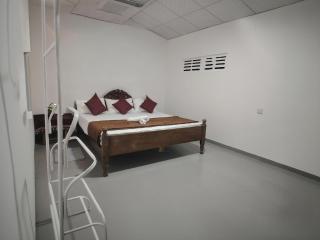 Sandila Surf and Stay - Hiriketiya - 2