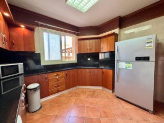 Luxury 5BR Villa with Sea View & Garden in Einbay - Ain Sokhna - 2