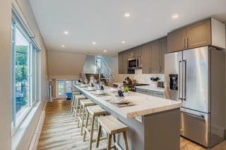 Mountain Luxury in Old Town Spa - Walk to Main 440 home - 4
