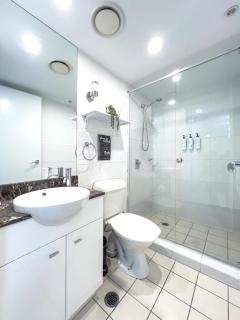 The Lookout-Level 33 - 1