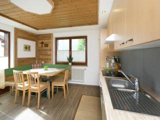 Apartment in Ski Paradise near Trails - 4