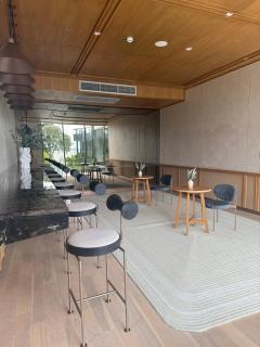 Arom Wongamat - 4