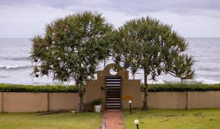 Umdloti Sands Family Retreat 20m from the Ocean - 4