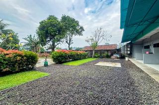 Garden View near Batu Tulis RedPartner - 1