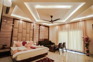 The Rath Inns - 2