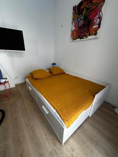 Mickey's Enchanted Studio, Central, Wi-Fi - 2