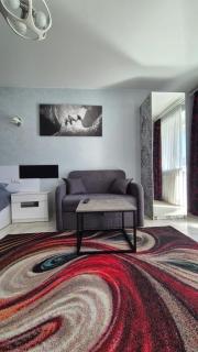 Apartment on Mstyslavs'ka - 8