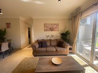 Madinaty Well-furnished 3- Bedroom apartment - شقة فندقيه للايجار مدينتي - 1