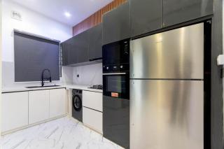 Empire luxury homes - 0