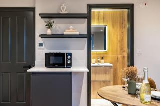 Stylish Renovated Flat near Arnos Grove - 0