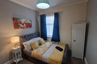House - Sleeps 4 - Garden - Parking - 9