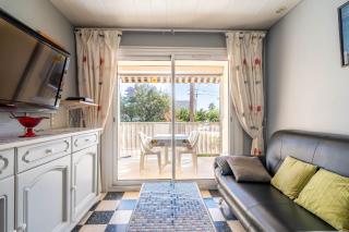 A 100 M Plage,centre,marché, 3ch - 0