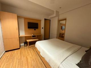 Hotel Parimal View - 4