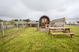 Unit 4 - Skiddaw View Camping Pod - 1