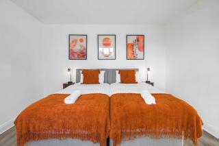Modern Comfort 4BR House - 1