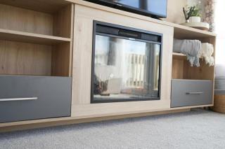 3-Bed Lodge Sleeps 6 Hot tub - 5