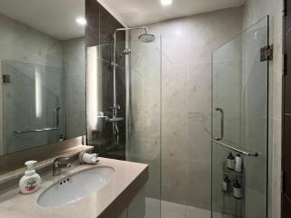 1 Bed 1 Bath - Serviced Apartment Near City Center With Rooftop Pool and Gym - 2