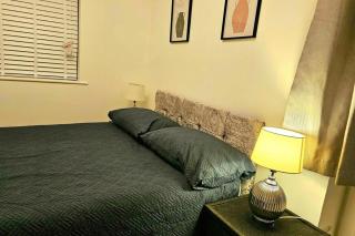 Flat - Sleeps 4 - WiFi - Cardiff 30Min Train - Bridgend - 8