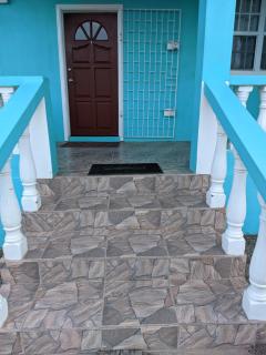 Serene Blue Villa Hide Away - 9