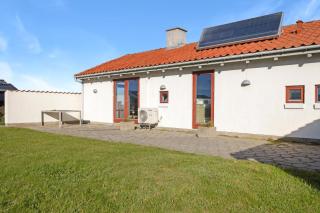 Experience The Sea View From Hyldevej 6 In Nr Lyngby! - 1
