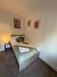 Contemporary City Studio 5 - 2