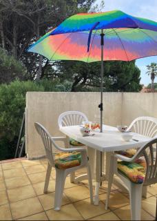 Appartement F2 agréable avec terrasse - 0