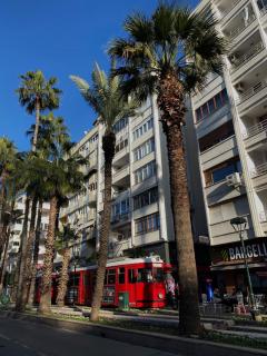 Modern Flat Across Hadrian Gate - 9