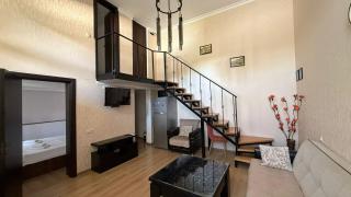 Bright and Cozy Apartment on Aghmashenebeli Avenue - 0